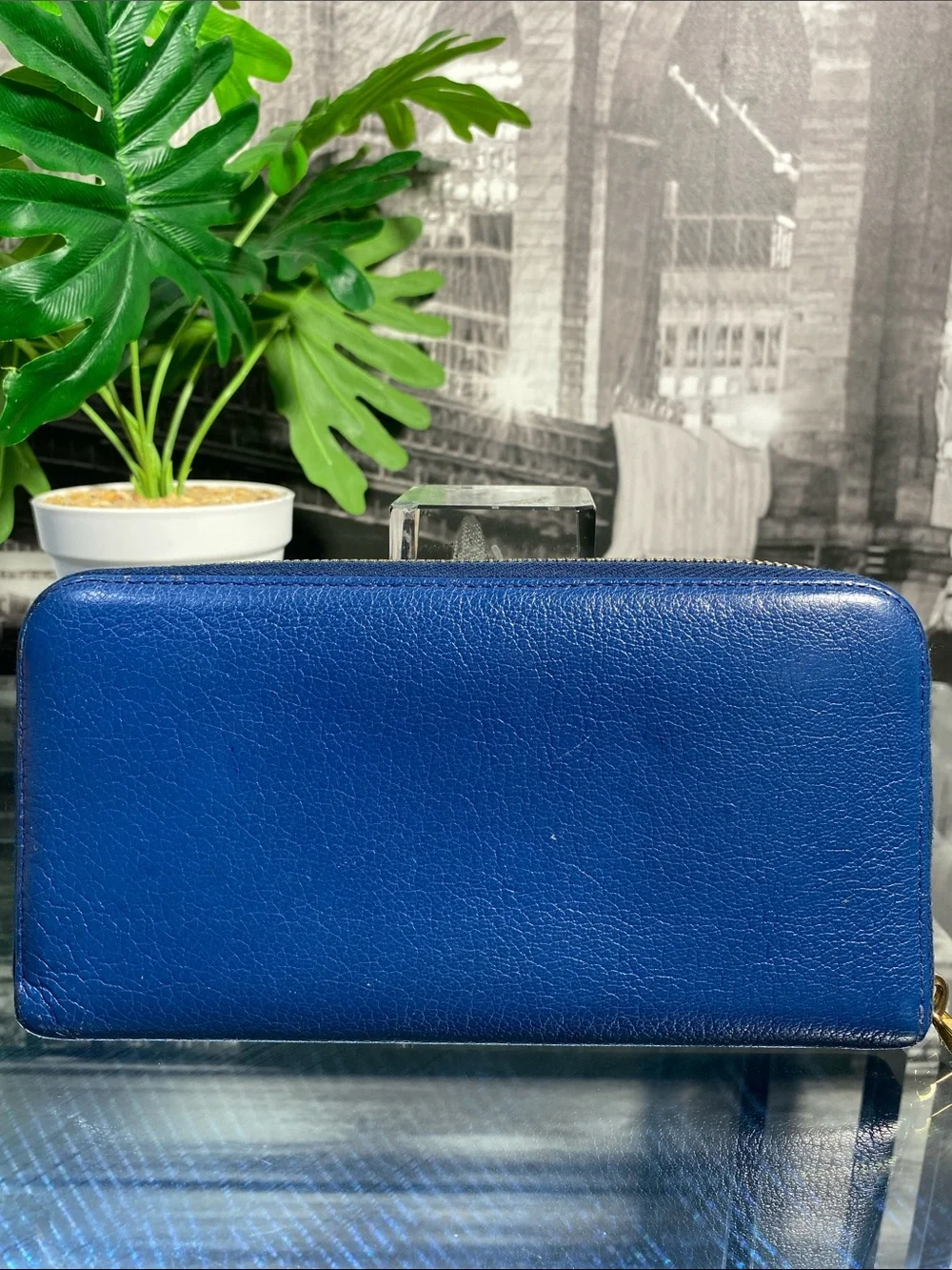 Authentic MIU MIU 💙 Bow Blue Leather Long Wallet in rich royal blue leather